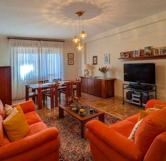 Appartamento con 5 locali in vendita in Via Santa Chiara, Centro, Bucchianico