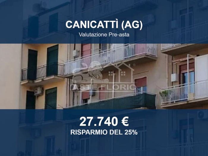 Appartamento con 5 locali in vendita in Via Senatore Sammartino, Canicattì