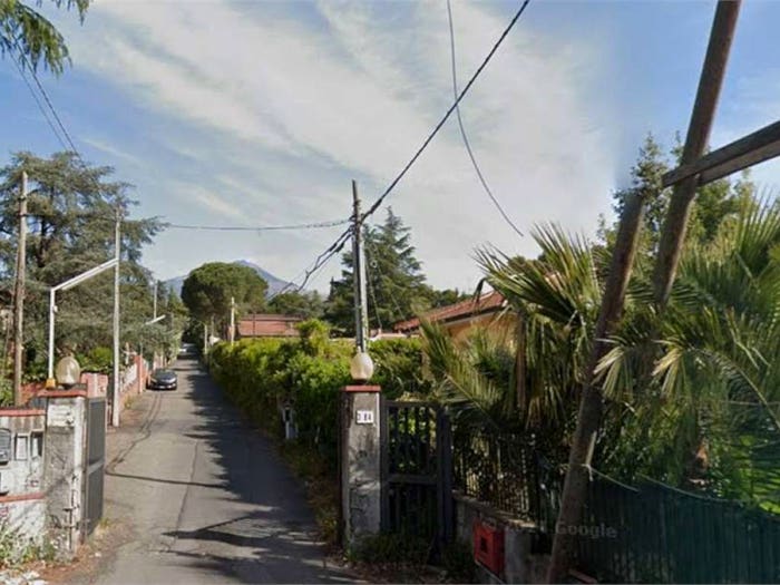 Casa con 6 locali in vendita in corso Ara di Giove, Nicolosi Pedara, Pedara
