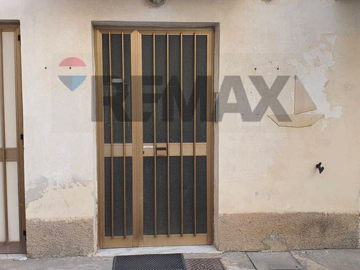 Appartamento quadrilocale in vendita in LUNGOMARE AMERIGO VESPUCCI, Furci Siculo