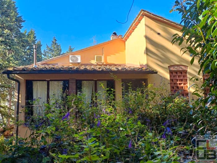 Casa con 5 locali in vendita in Via Turbone, Montespertoli