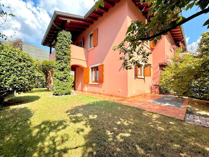 Casa trilocale in vendita in Via degli Alpini, Monasterolo del Castello