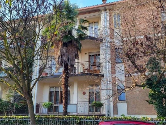 Appartamento con 5 locali in vendita in Via enrico bernardi, Santissima Trinità, Padova