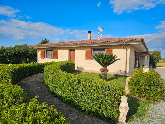 Casa quadrilocale in vendita in Decimoputzu