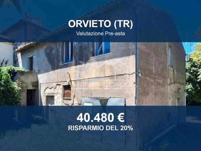 Casa con 6 locali in vendita in Piazza Sirio, Canale Nuovo, Orvieto