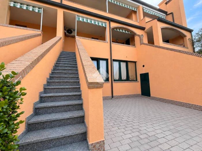 Appartamento quadrilocale in vendita in Viale renata di francia, Lido degli Estensi, Comacchio