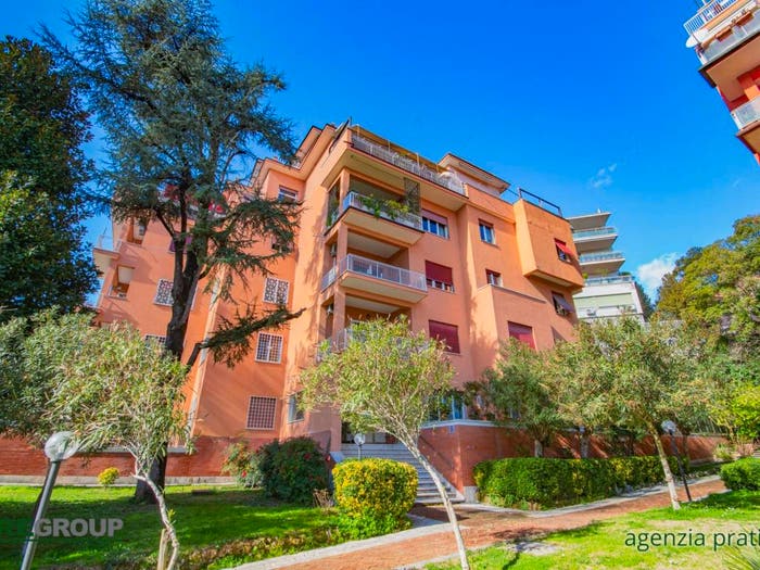 Appartamento con 5 locali in vendita in Via dei Colli della Farnesina, Camilluccia Farnesina, Roma