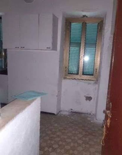 Appartamento trilocale in vendita in Via Cristoforo Colombo, Villa Guardia Villa Viani, Pontedassio