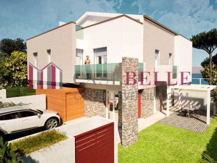 Casa con 5 locali in vendita in Via B Marcello, Lido di Camaiore, Camaiore