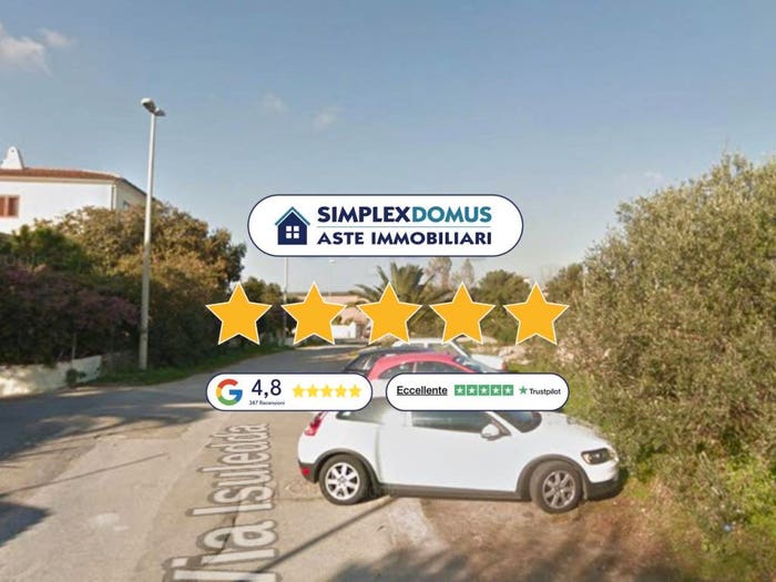 Appartamento trilocale in vendita in Via Isuledda, La Maddalena