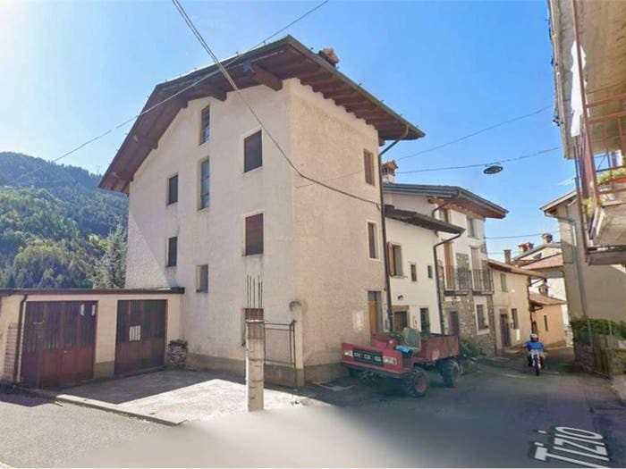 Appartamento trilocale in vendita in Via Tizio, Centro, Collio
