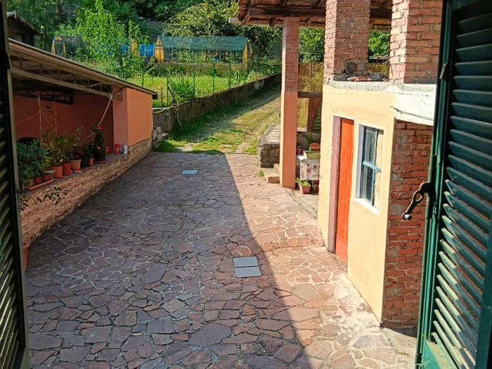 Appartamento quadrilocale in vendita in Via Monte Santo, Centro, Besozzo