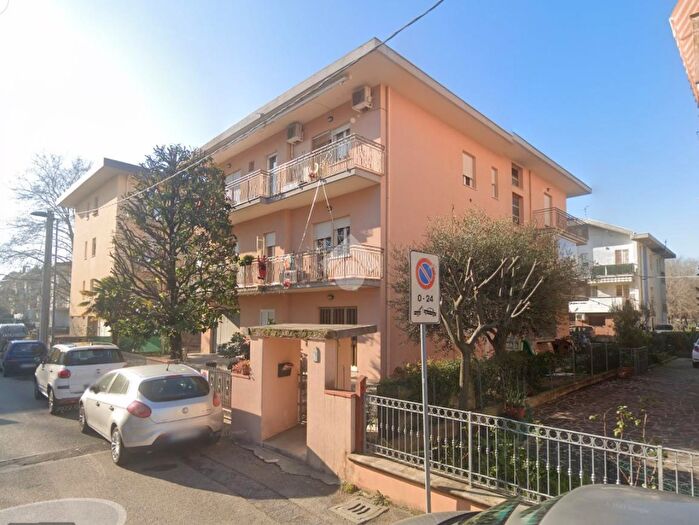 Appartamento trilocale in vendita in Via Budapest, Rimini