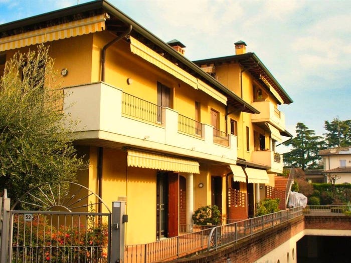 Appartamento trilocale in vendita in via Rimembranze, Desenzanino, Desenzano del Garda