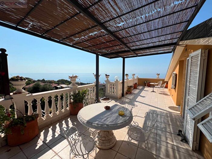 Casa quadrilocale in vendita in strada alla colla, Foce Semeria, Sanremo