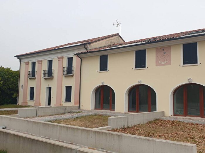 Casa quadrilocale in vendita in via terraglio, Favorita, Venezia