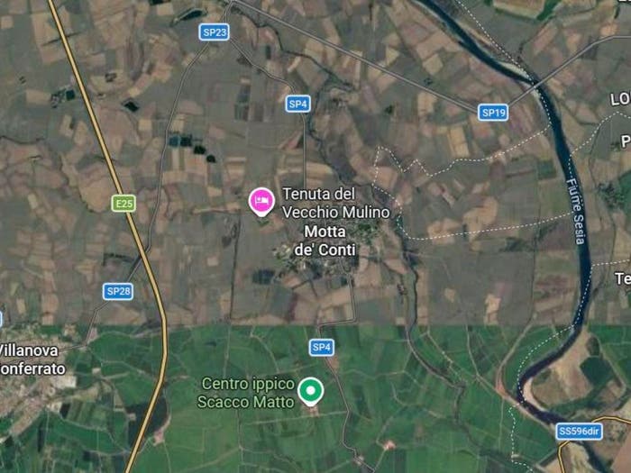 Casa con 6 locali in vendita in Via Torino, Motta de' Conti