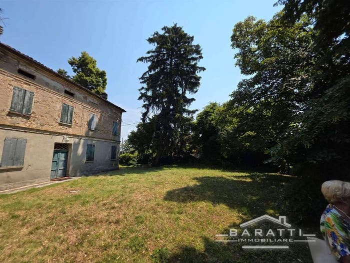 Casa con 6 locali in vendita in Centro, Rolo