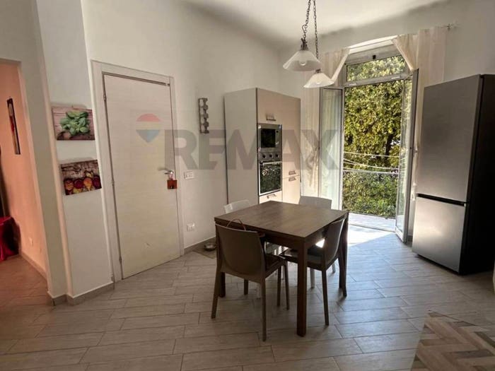 Appartamento con 5 locali in vendita in Oregina, Genova
