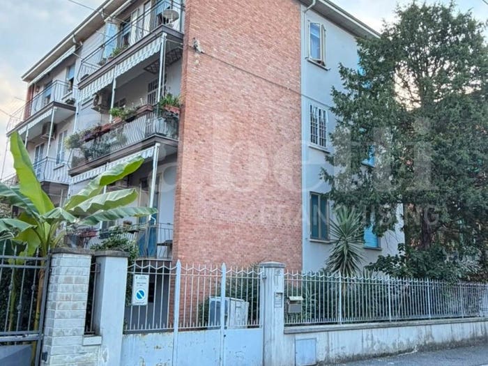 Appartamento quadrilocale in vendita in Via Fratelli Cervi, Bolognina, Bologna