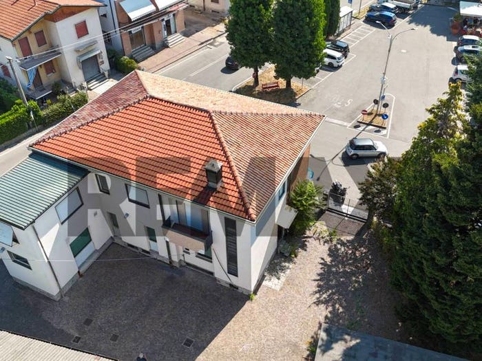 Appartamento con 6 locali in vendita in Centro, Castiglione Olona