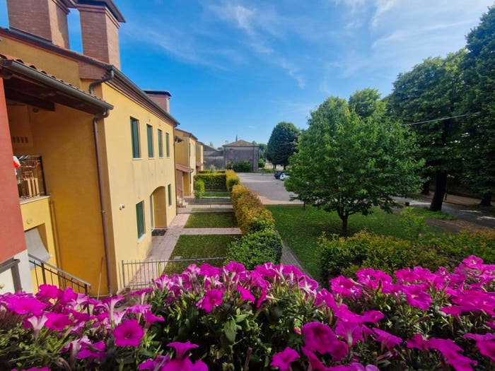 Appartamento quadrilocale in vendita in Via Piazza Vecchia, Campiglia dei Berici
