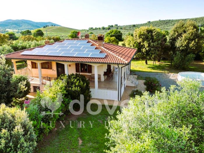 Casa quadrilocale in vendita in Capalbio