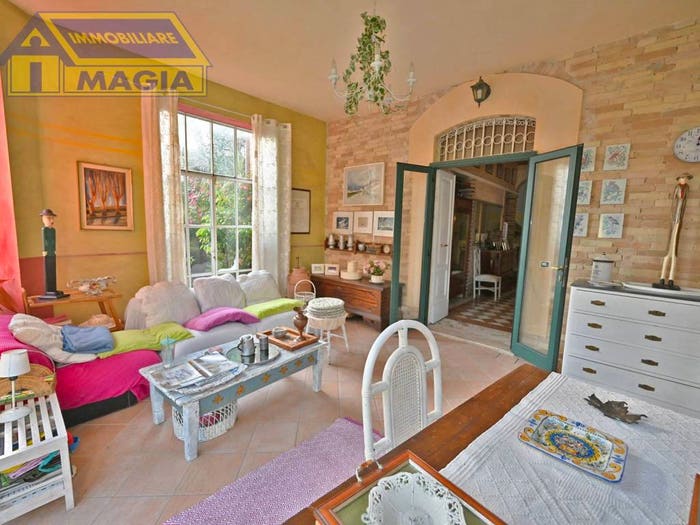Casa con 6 locali in vendita in via burrone, Villa San Giuseppe, Colli del Tronto