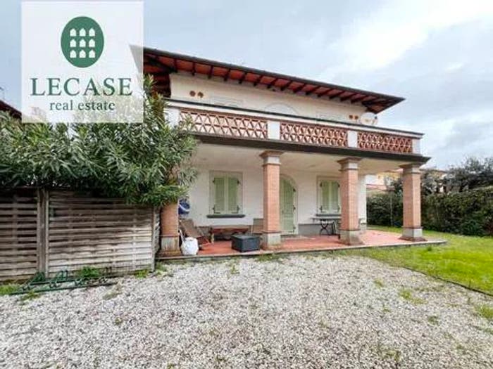 Casa con 5 locali in vendita in Via Giuseppe Spinetti, Centro, Forte dei Marmi