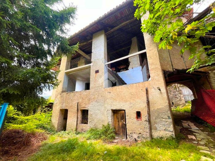 Casa trilocale in vendita in Via Cavalice, Alice Superiore, Val di Chy