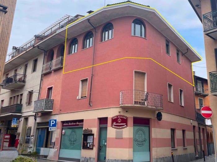 Appartamento quadrilocale in vendita in Via Partigiani, Centro, Boves