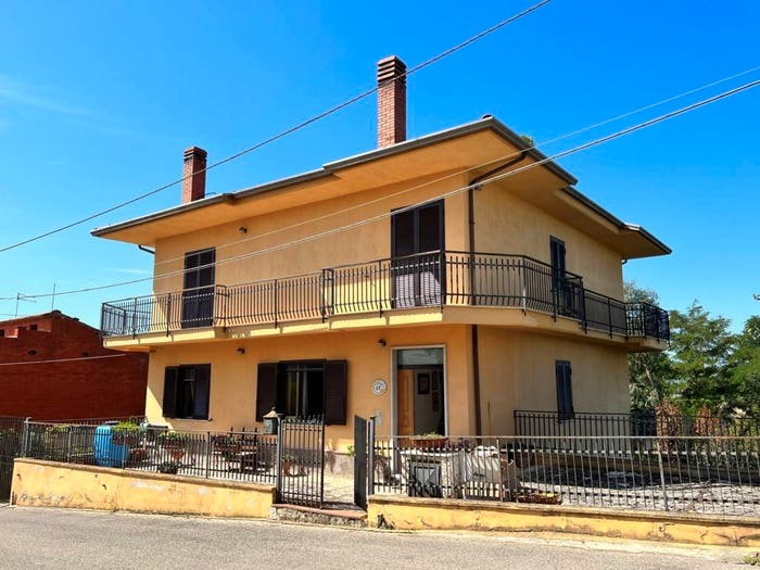 Casa con 6 locali in vendita in Via Vittorio Veneto, Sant'Arcangelo Trimonte