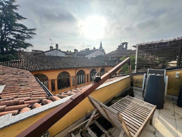Appartamento con 6 locali in vendita in Centro Storico, Piacenza