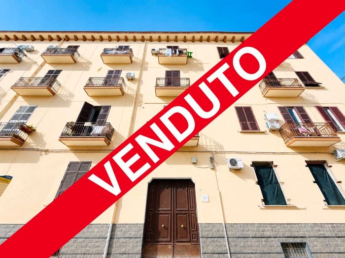 Appartamento bilocale in vendita in Via Vittorio Veneto, Piscinola, Napoli