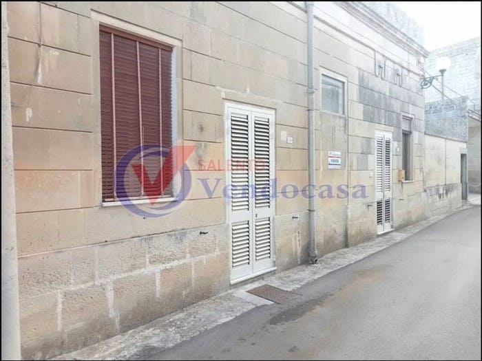 Casa quadrilocale in vendita in Via Santo Stefano, Melpignano