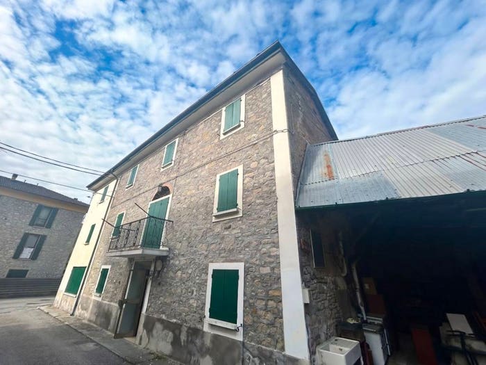Casa con 6 locali in vendita in Via Idice, Savazza, Monterenzio