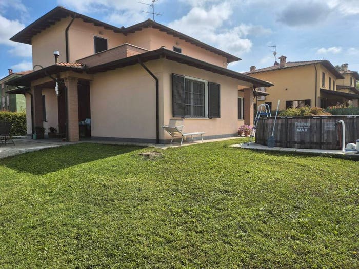 Casa con 6 locali in vendita in Via Don Luigi Orione, Fumo, Corvino San Quirico