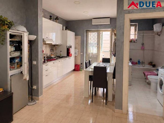 Appartamento bilocale in vendita in Via Umberto Pierantoni, Soccavo, Napoli