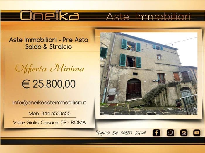 Appartamento quadrilocale in vendita in Via San Leonardo, Centro, Arcidosso