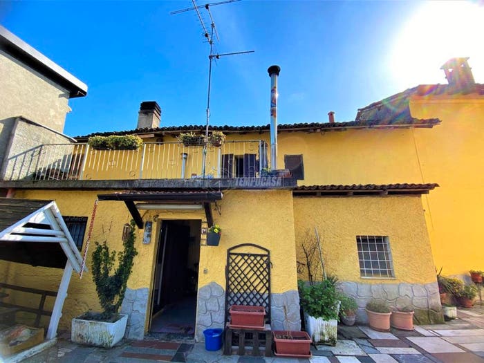 Appartamento trilocale in vendita in Via Giacomo Matteotti, Centro, Merlino