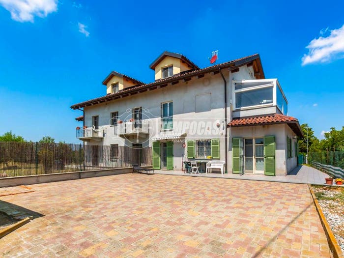 Appartamento trilocale in vendita in Strada della Cartella, Pralormo