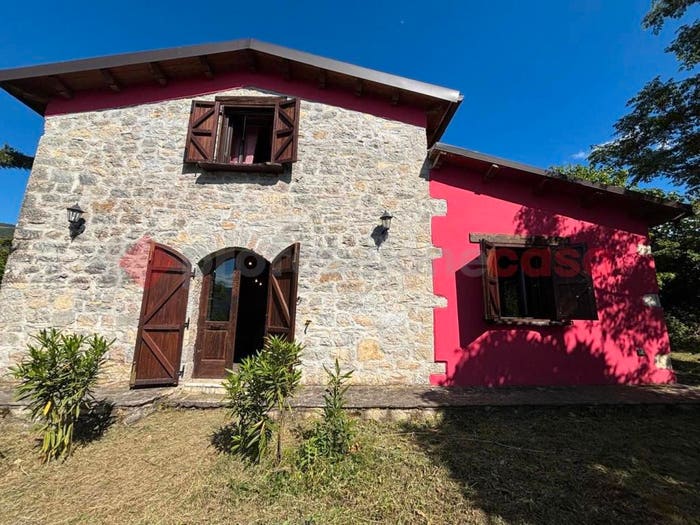 Casa trilocale in vendita in Contrada Colle Urbano snc, Centro, Monteroduni
