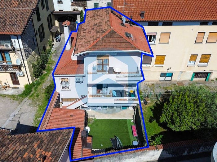 Casa quadrilocale in vendita in Via Rodolfo da Concesio, Centro, Concesio