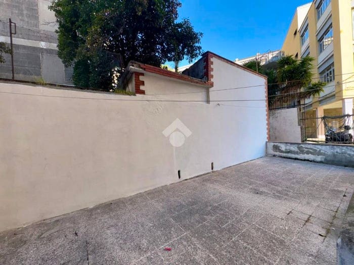 Appartamento con 6 locali in vendita in Via Cornigliano, Cornigliano, Genova