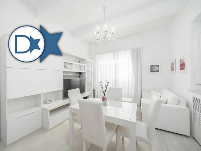Appartamento bilocale in vendita in Via Eugenio Barsanti, Forte Dei Marmi