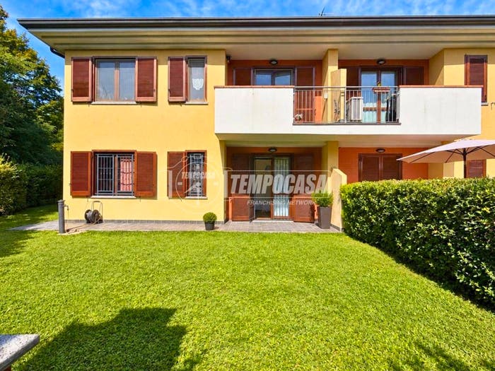 Appartamento trilocale in vendita in Via dei Gelsi, Montevecchia