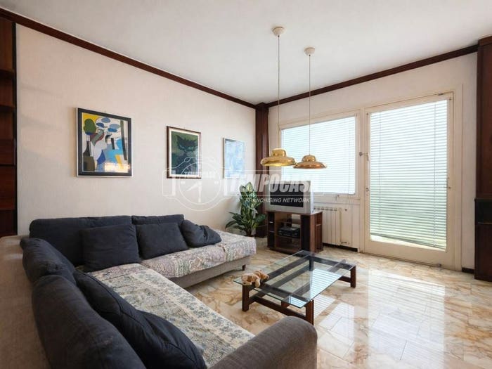 Appartamento con 6 locali in vendita in Via Gian Battista Monti, Sampierdarena, Genova