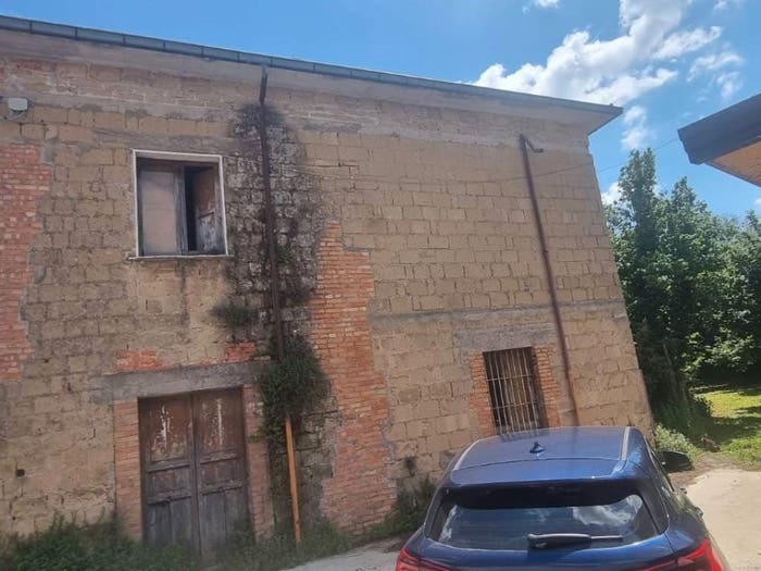 Casa con 5 locali in vendita in Contrada Laurenzana, Picarelli Rione Ferrovia Archi, Avellino