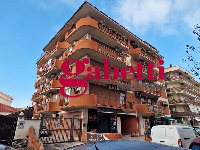 Appartamento quadrilocale in vendita in Viale Europa, San Nicola La Strada