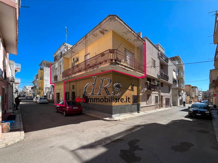 Casa quadrilocale in vendita in Via Silvio Pellico, Centro, Bernalda
